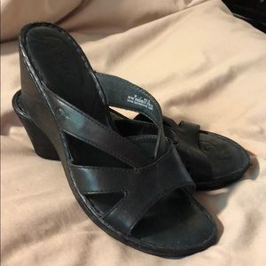 Black Born Sandals sz 9